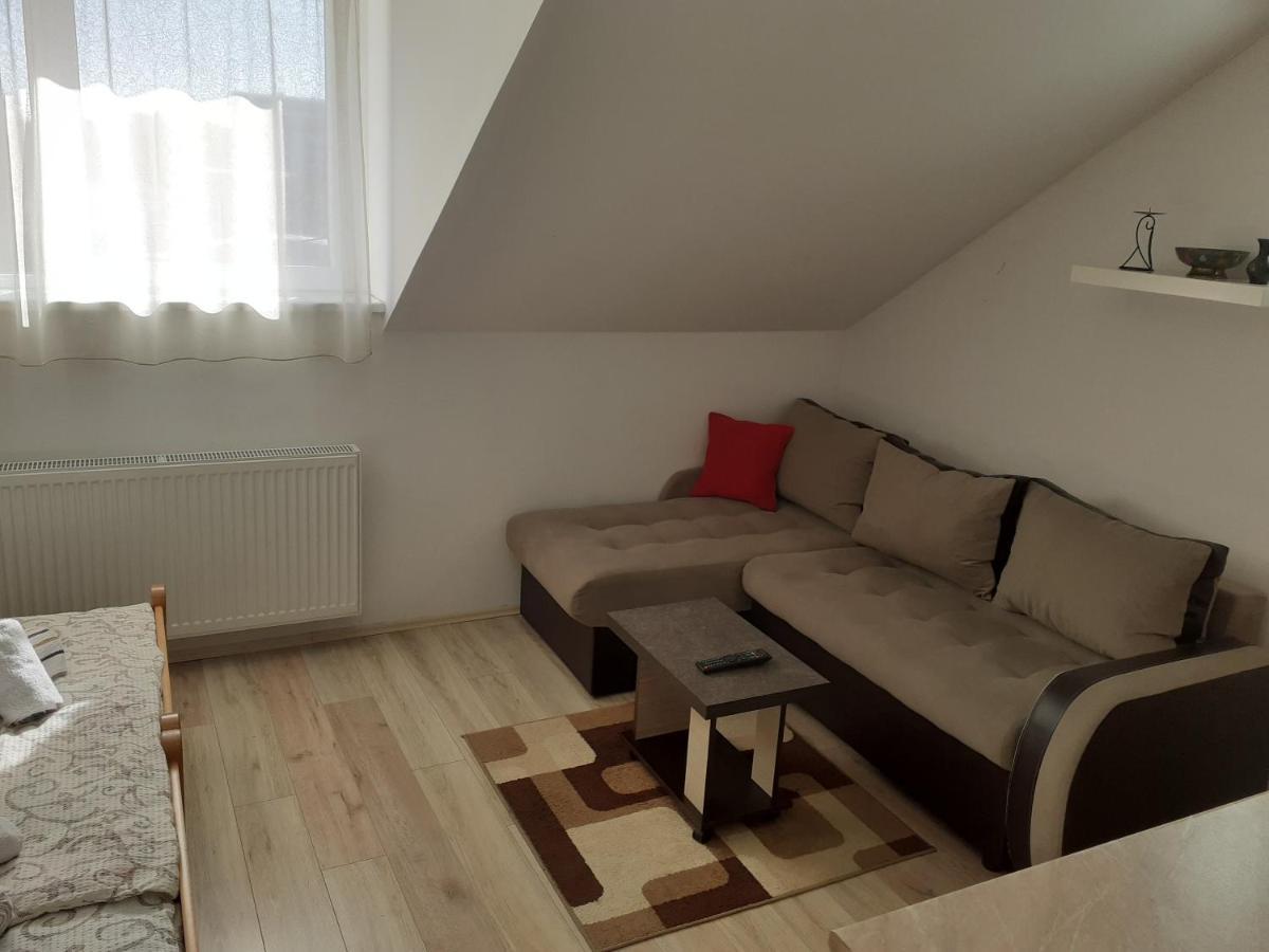 Nadja Lejlighed Novi Sad Eksteriør billede